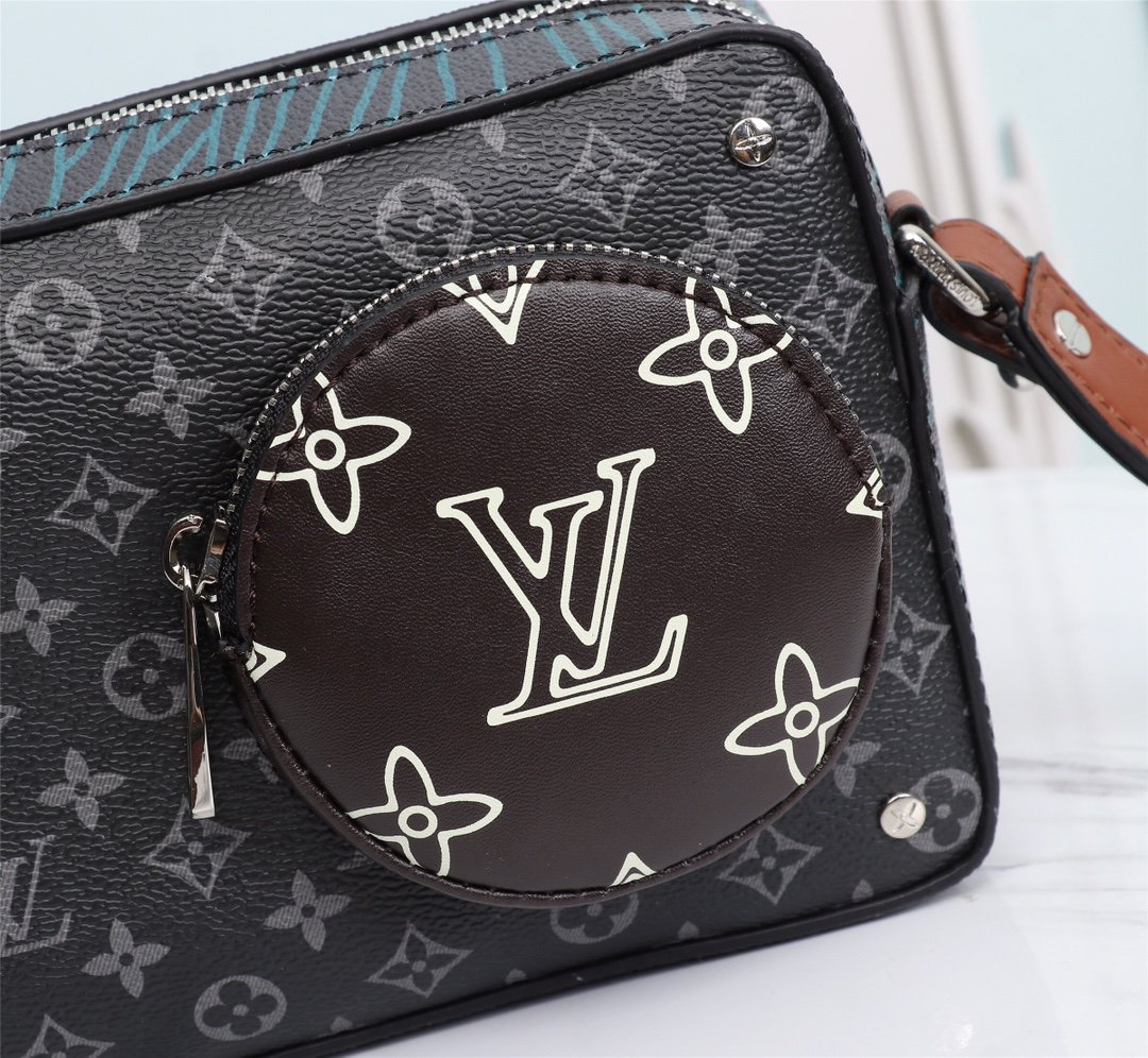 Chic & Stylish Bags