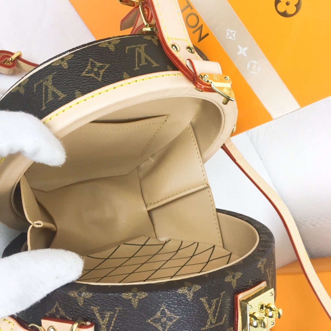 Chic & Stylish Bags