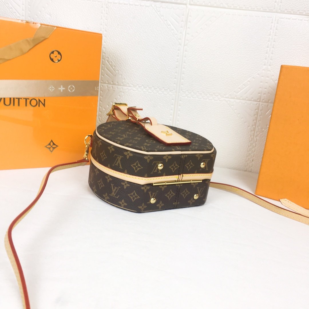 Chic & Stylish Bags