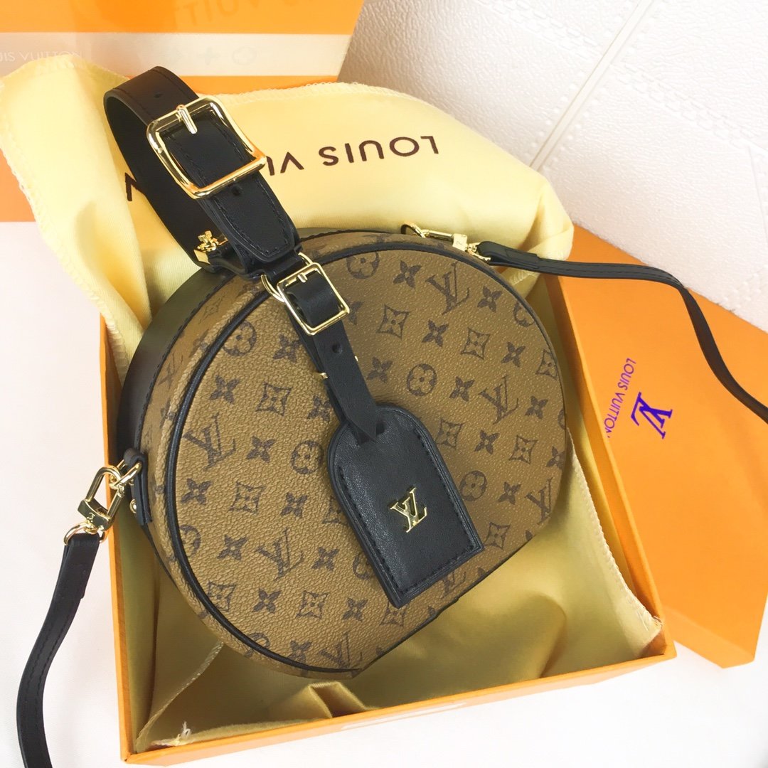 Chic & Stylish Bags