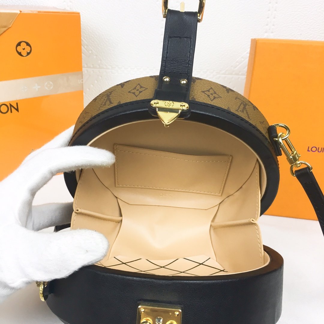Chic & Stylish Bags