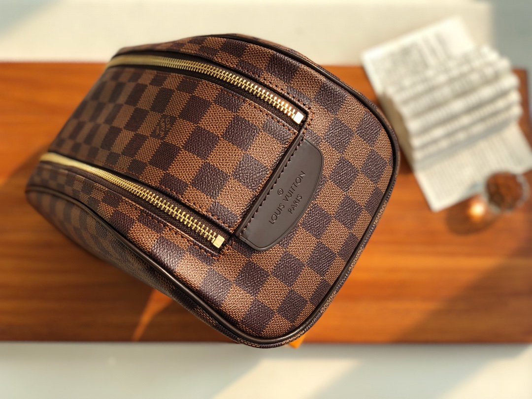 Chic & Stylish Bags