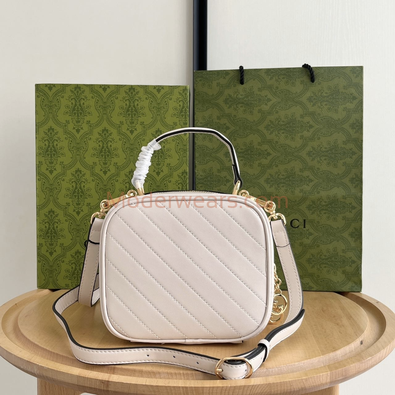 Chic & Stylish Bags