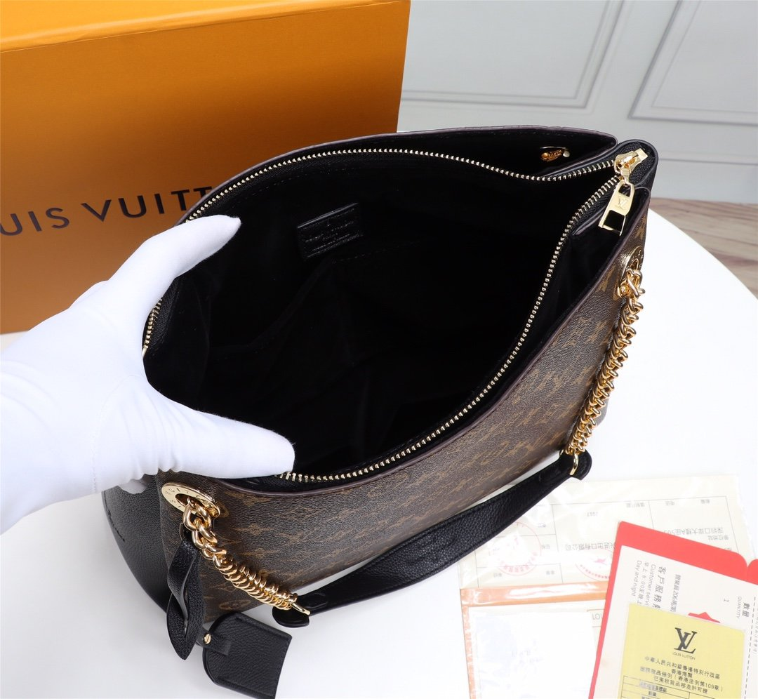 Chic & Stylish Bags