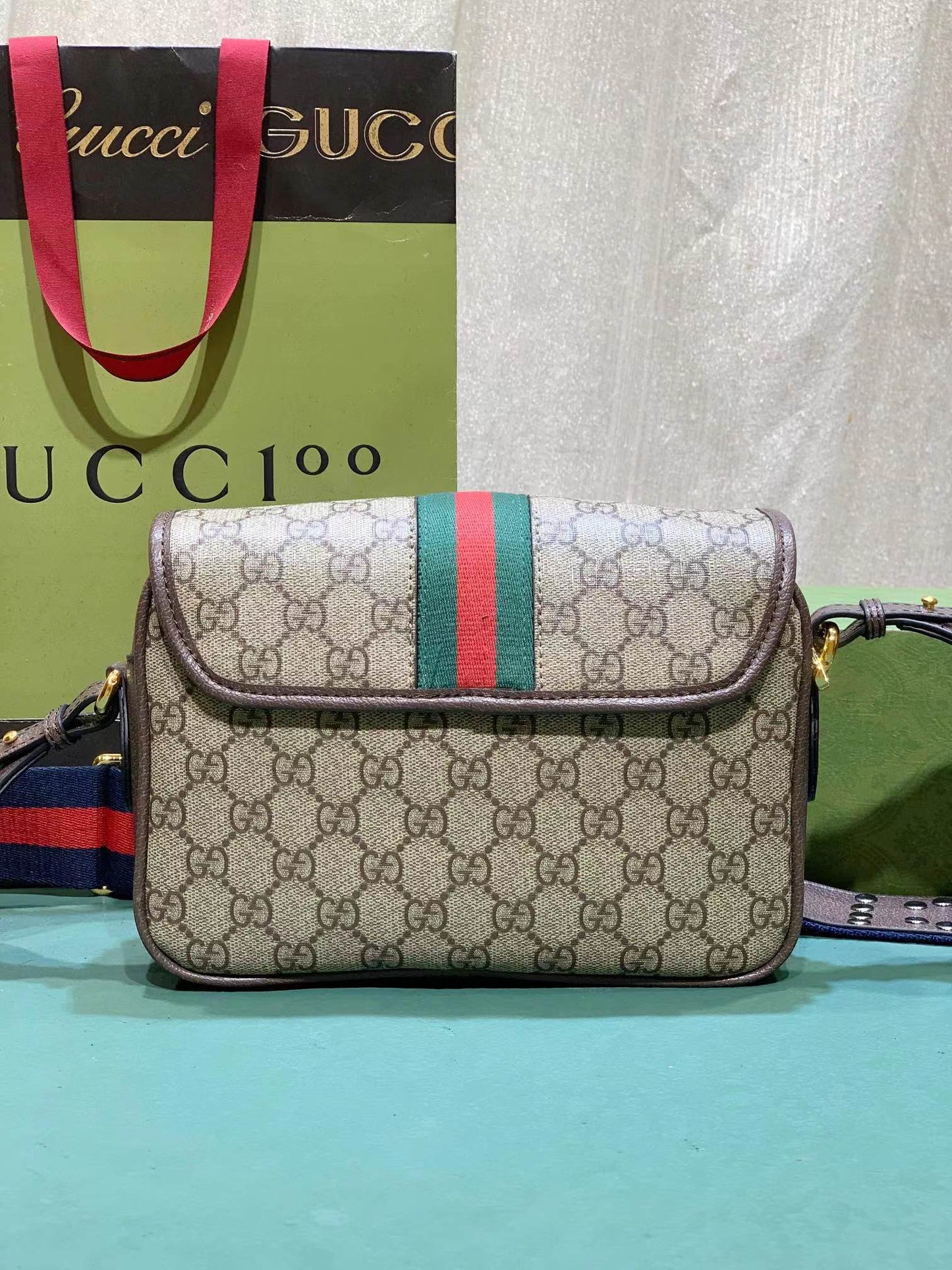 Chic & Stylish Bags