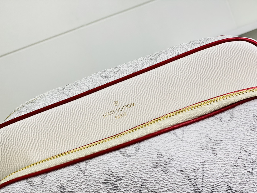 Chic & Stylish Bags