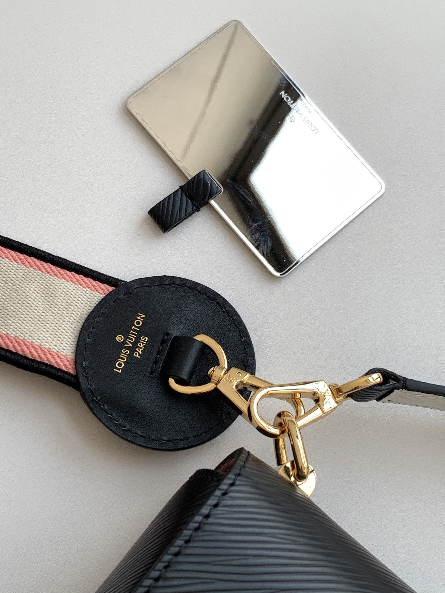 Chic & Stylish Bags