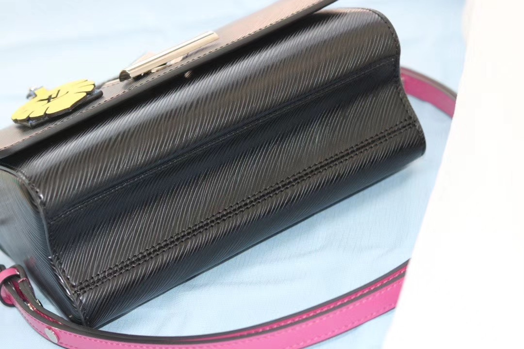 Chic & Stylish Bags