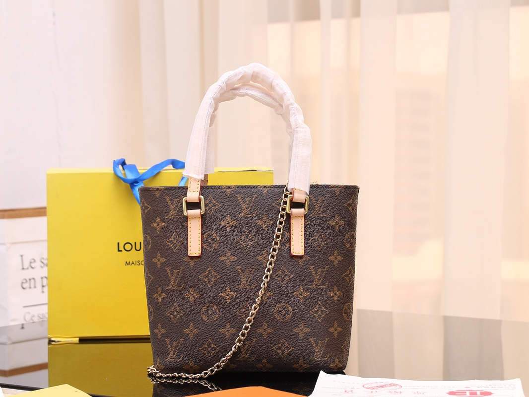 Chic & Stylish Bags