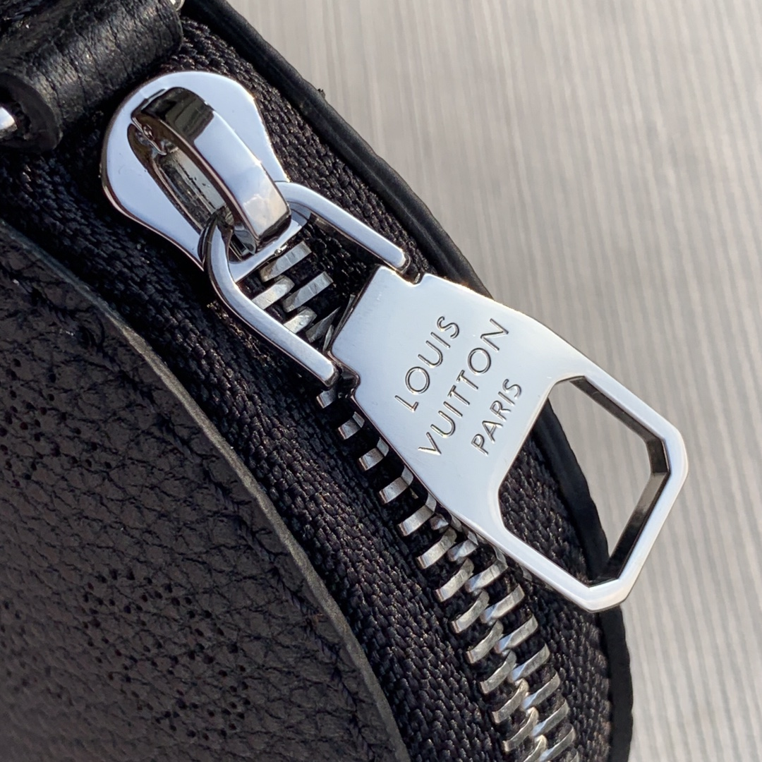 Chic & Stylish Bags