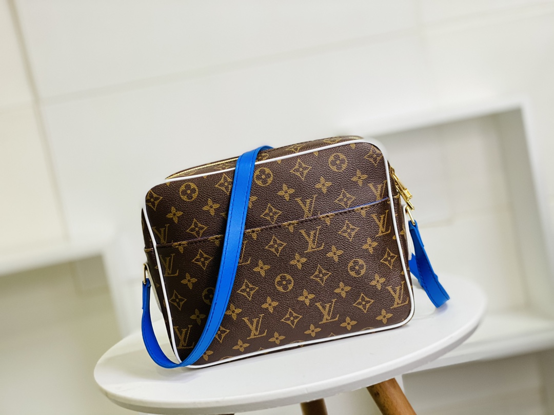 Chic & Stylish Bags