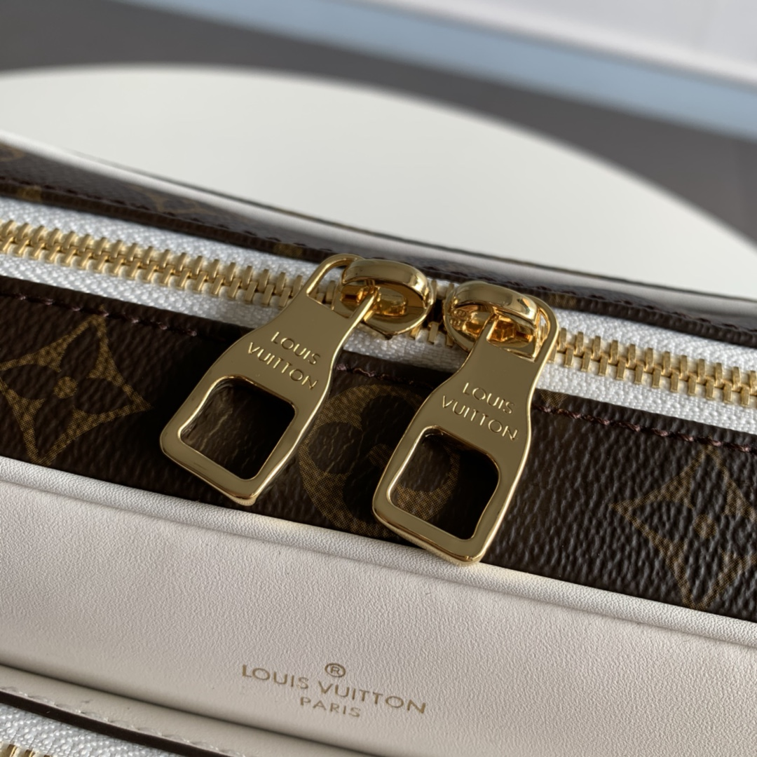 Chic & Stylish Bags