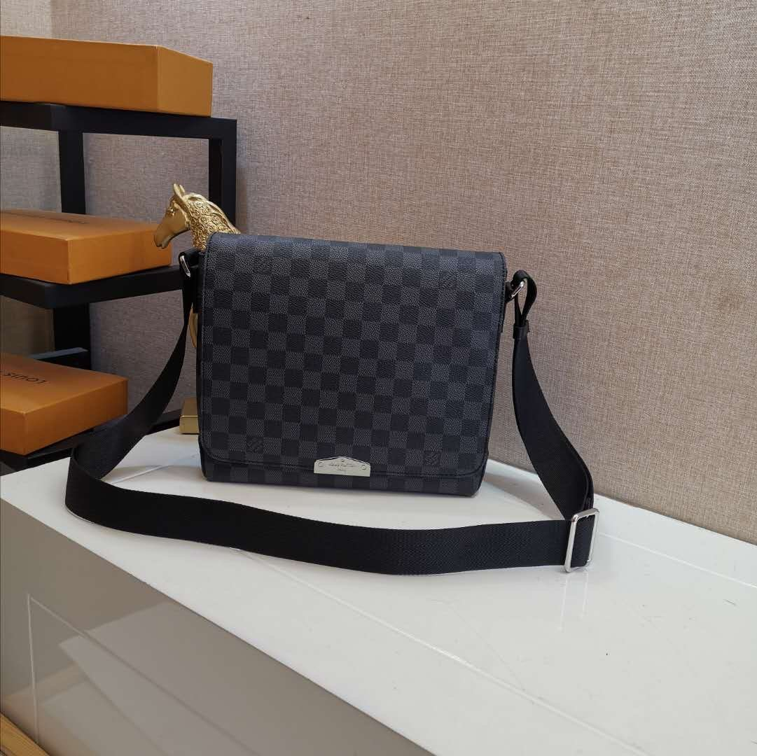 Chic & Stylish Bags