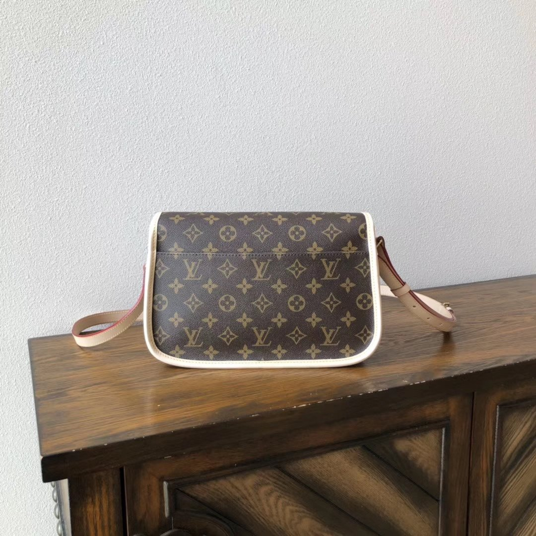 Chic & Stylish Bags