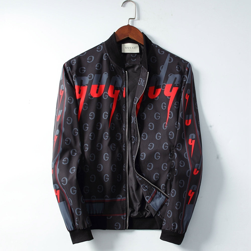 MINIMALIST STREET STYLE