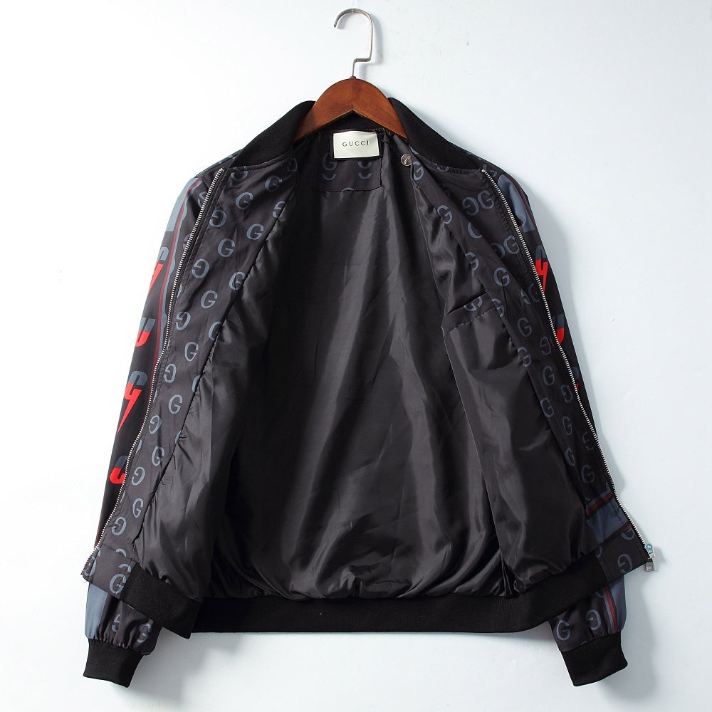 MINIMALIST STREET STYLE