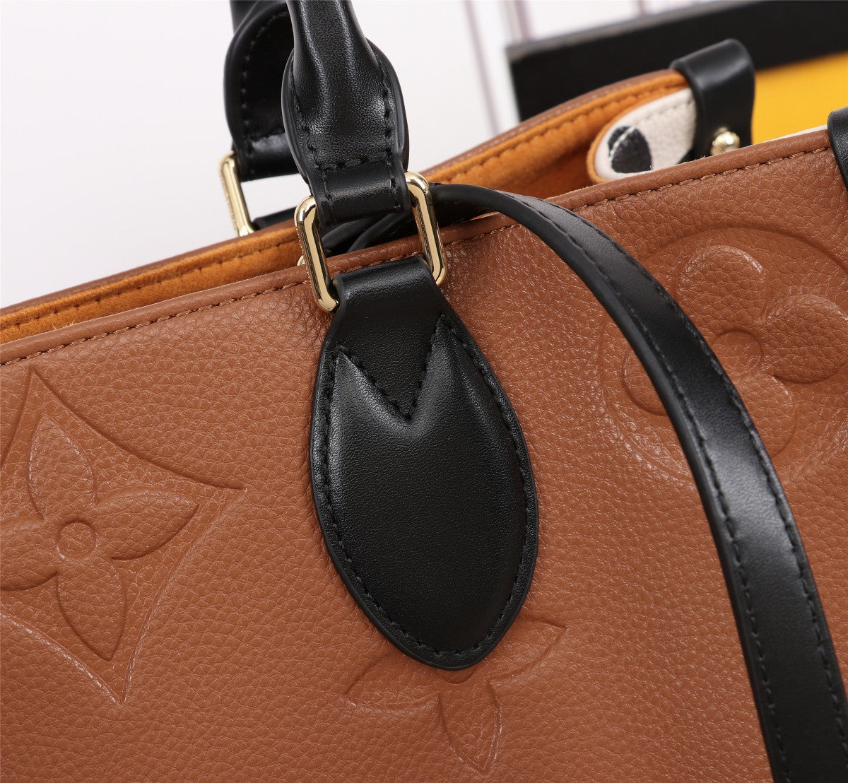 Chic & Stylish Bags