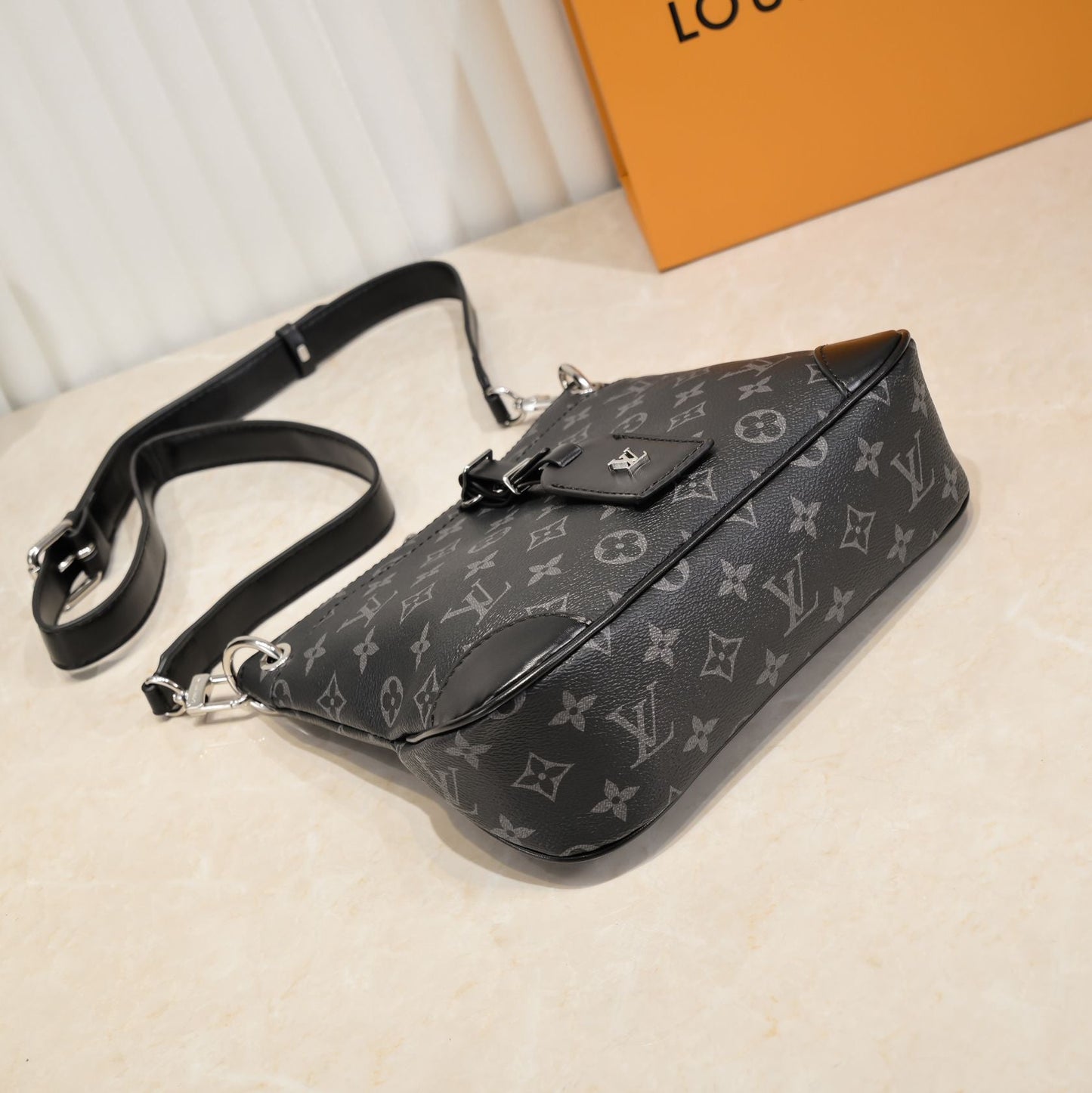 Chic & Stylish Bags