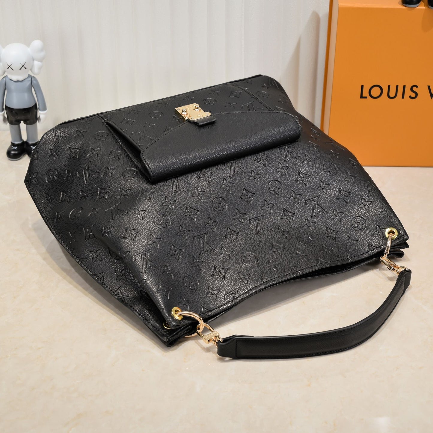 Chic & Stylish Bags
