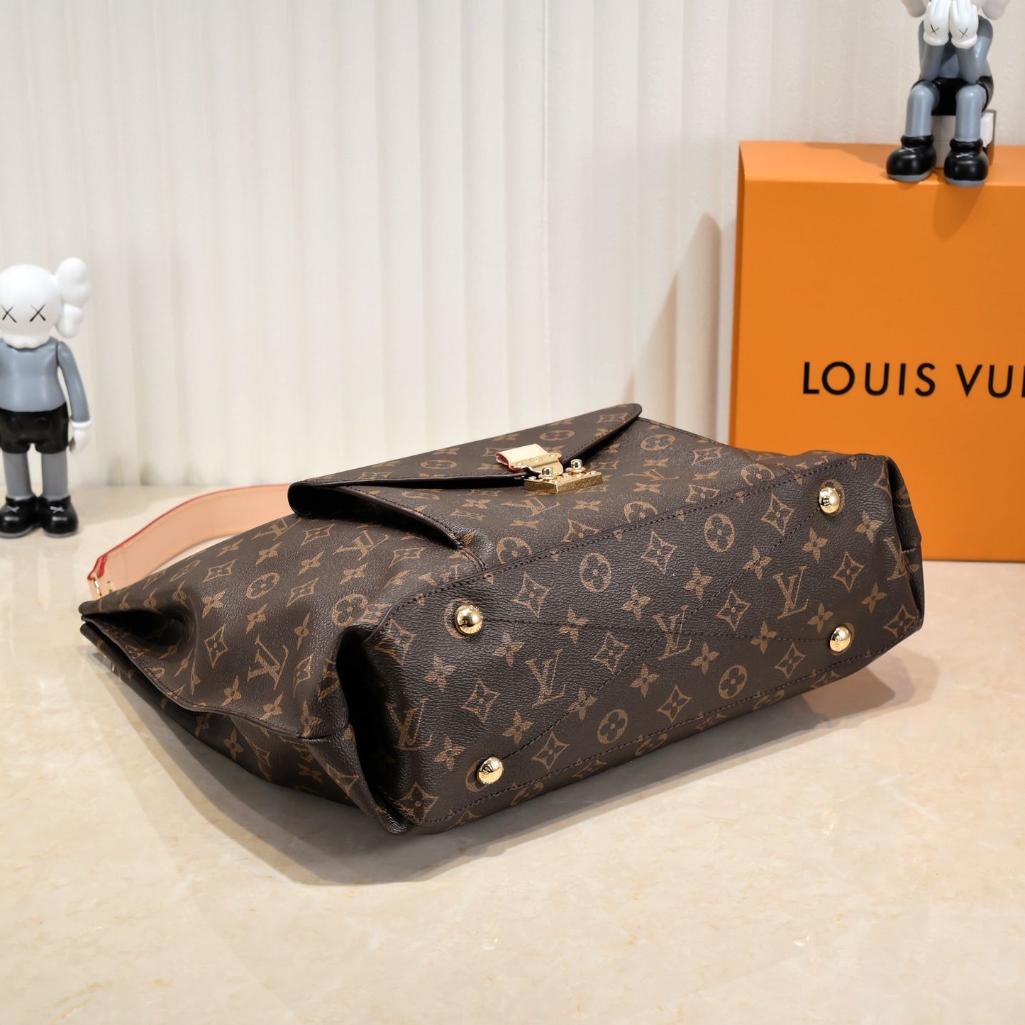 Chic & Stylish Bags