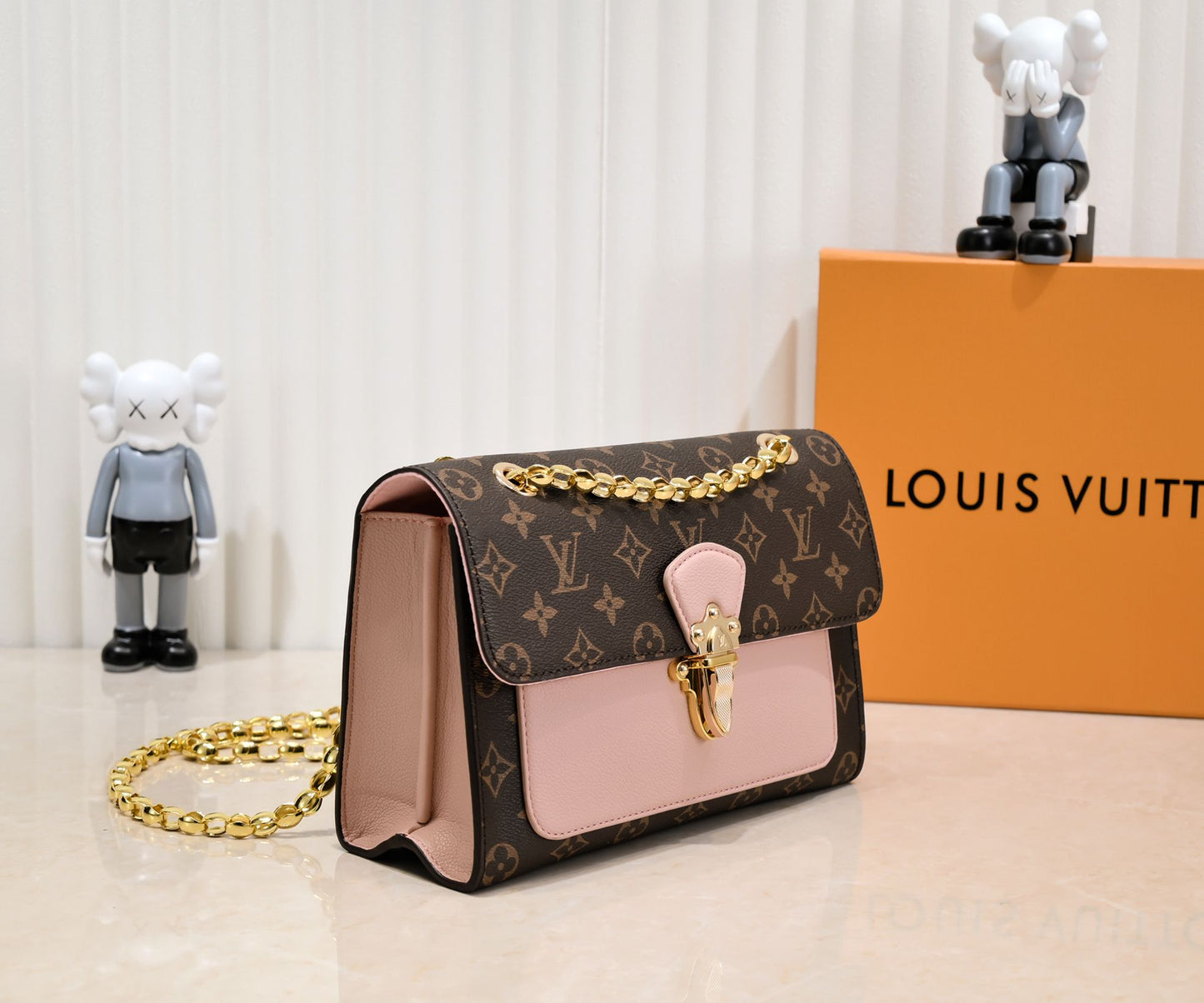 Chic & Stylish Bags