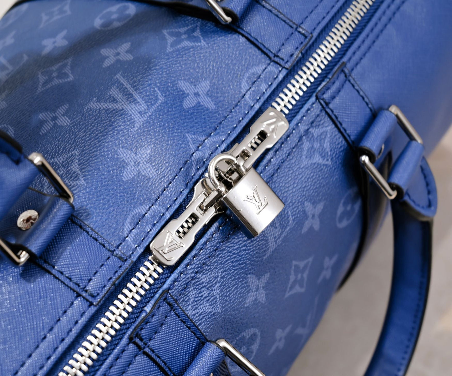 Chic & Stylish Bags