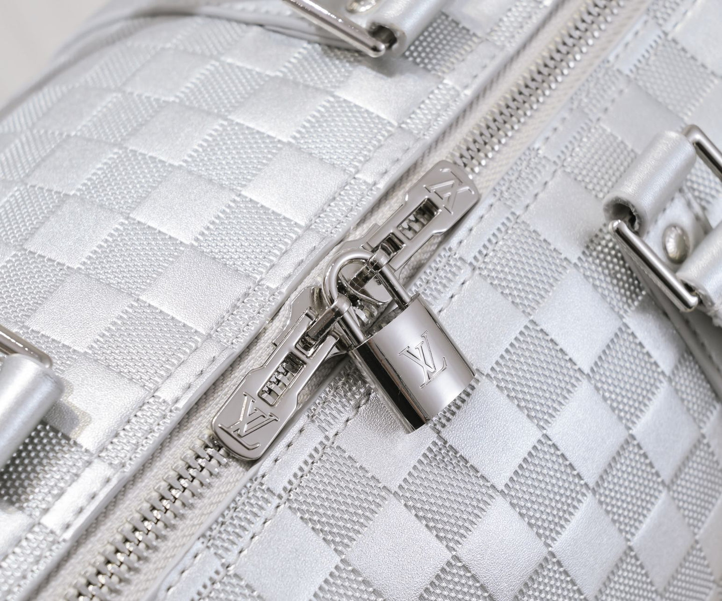 Chic & Stylish Bags