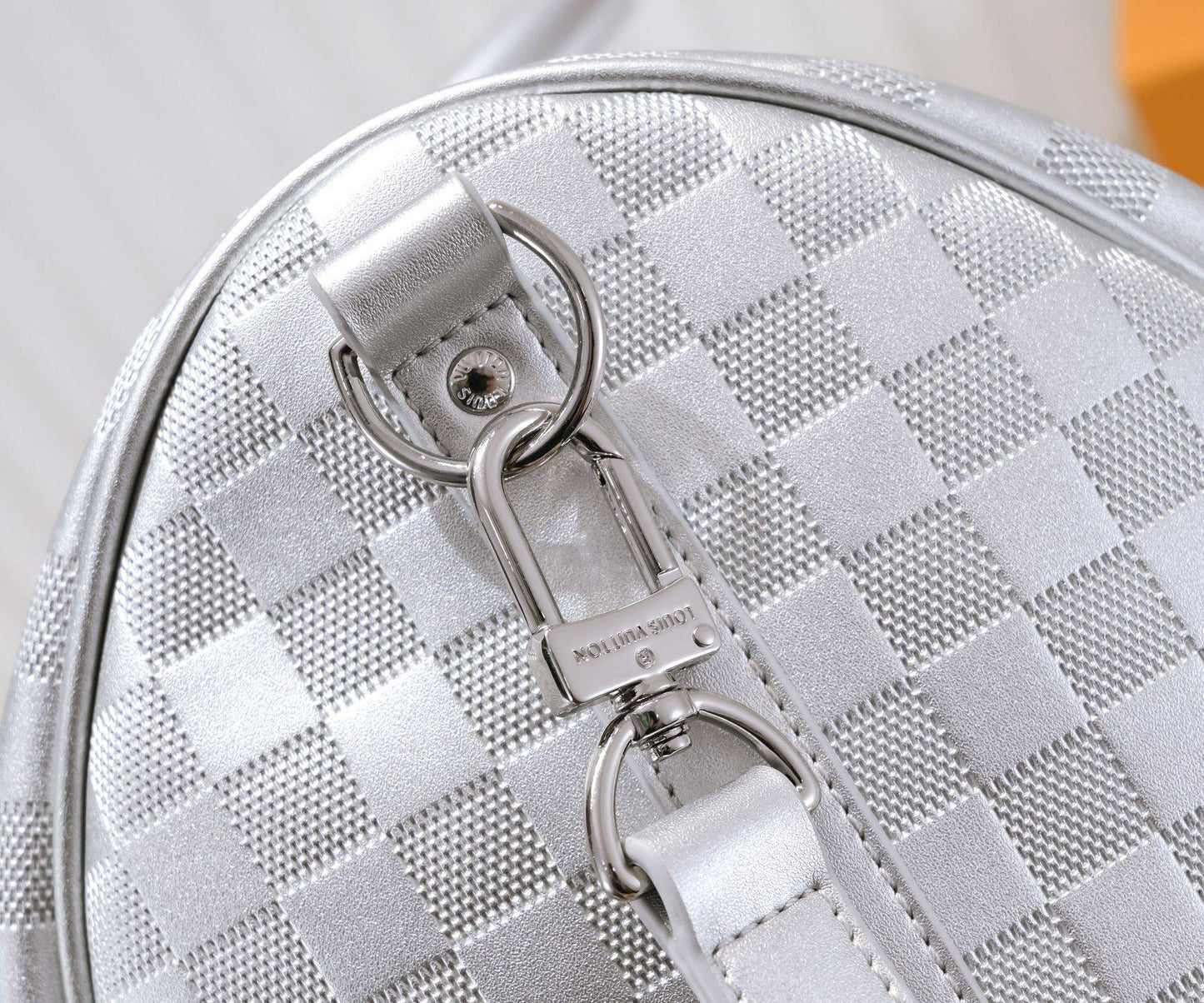 Chic & Stylish Bags