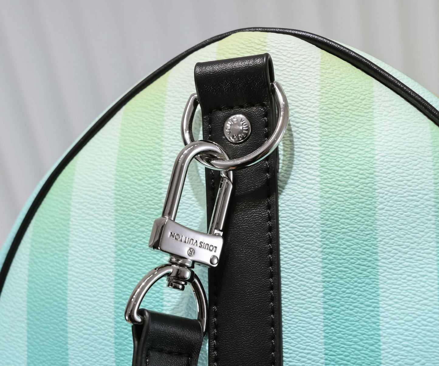 Chic & Stylish Bags