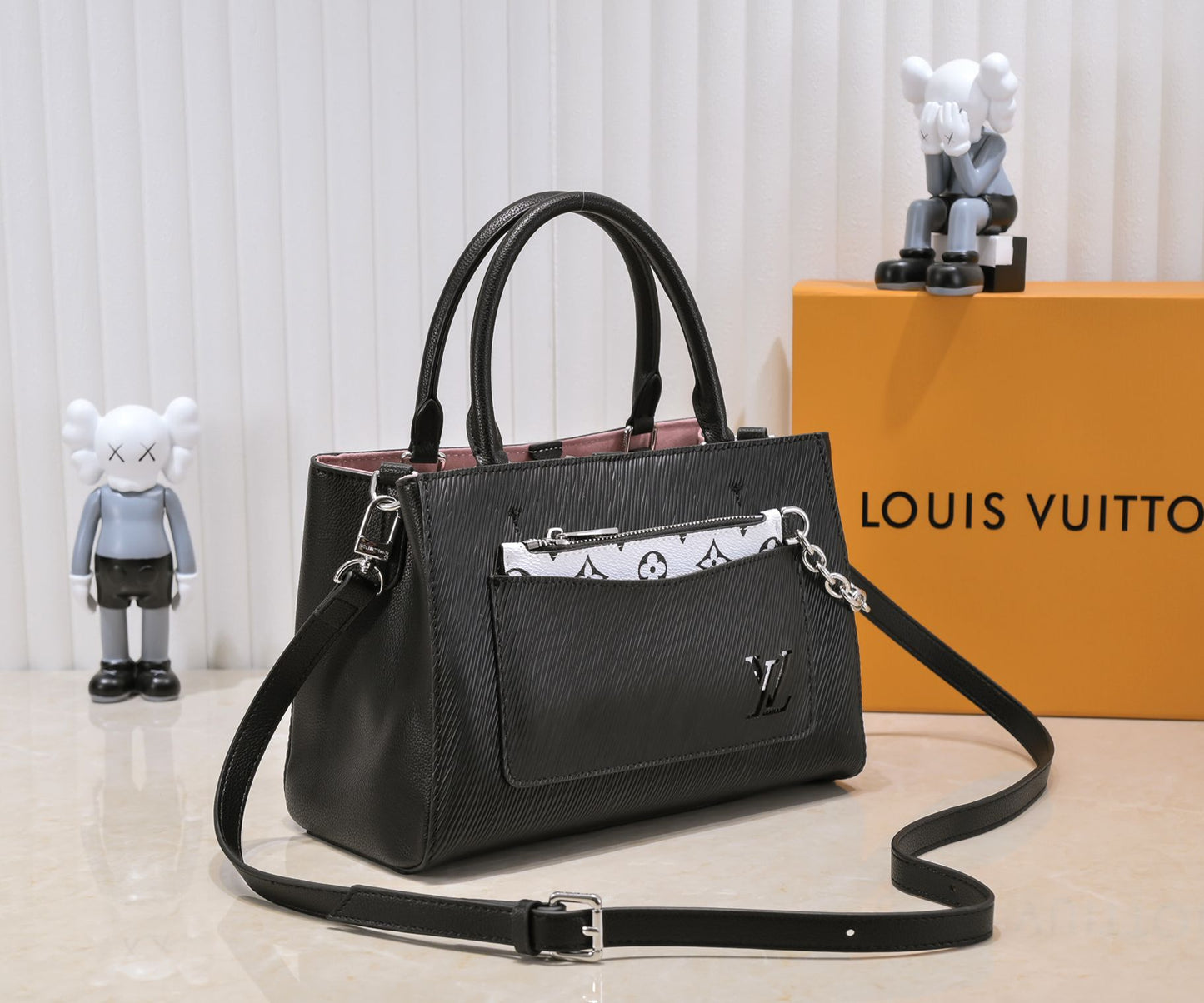 Chic & Stylish Bags