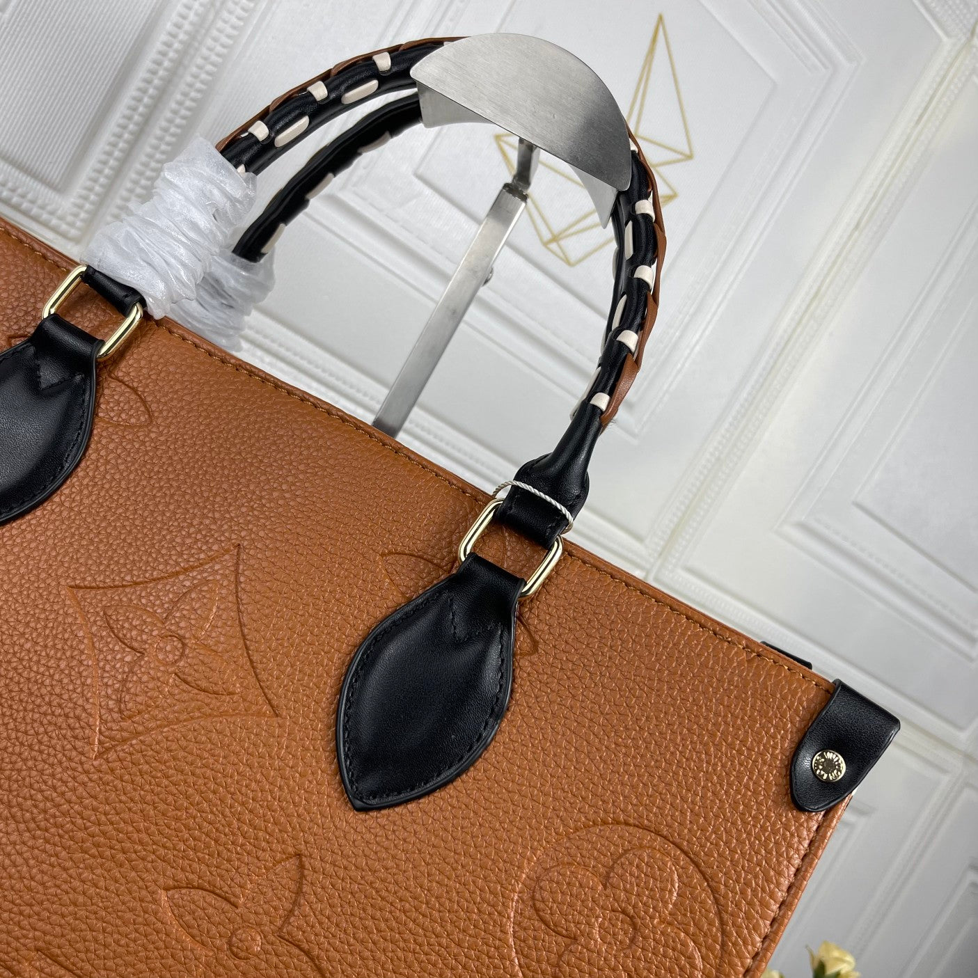 Chic & Stylish Bags
