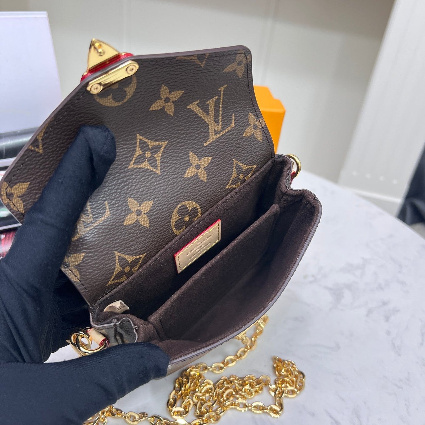 Chic & Stylish Bags