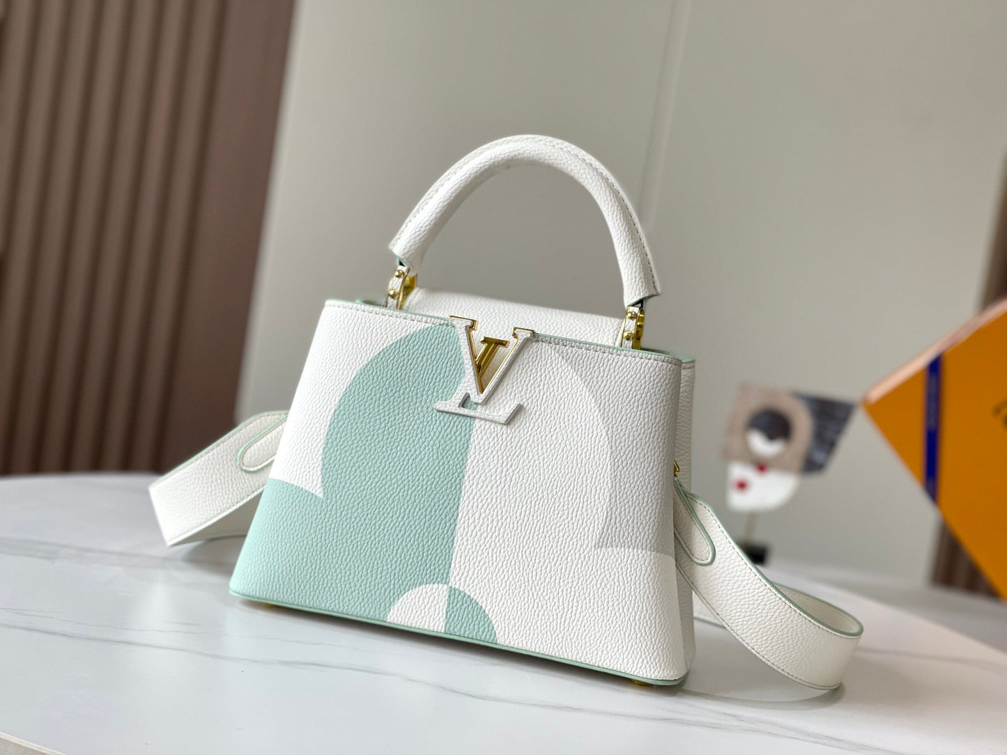 Chic & Stylish Bags
