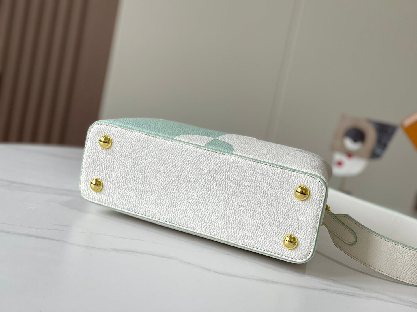 Chic & Stylish Bags