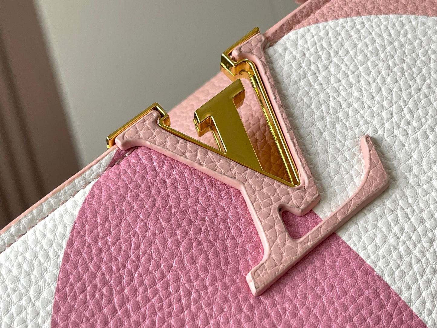 Chic & Stylish Bags
