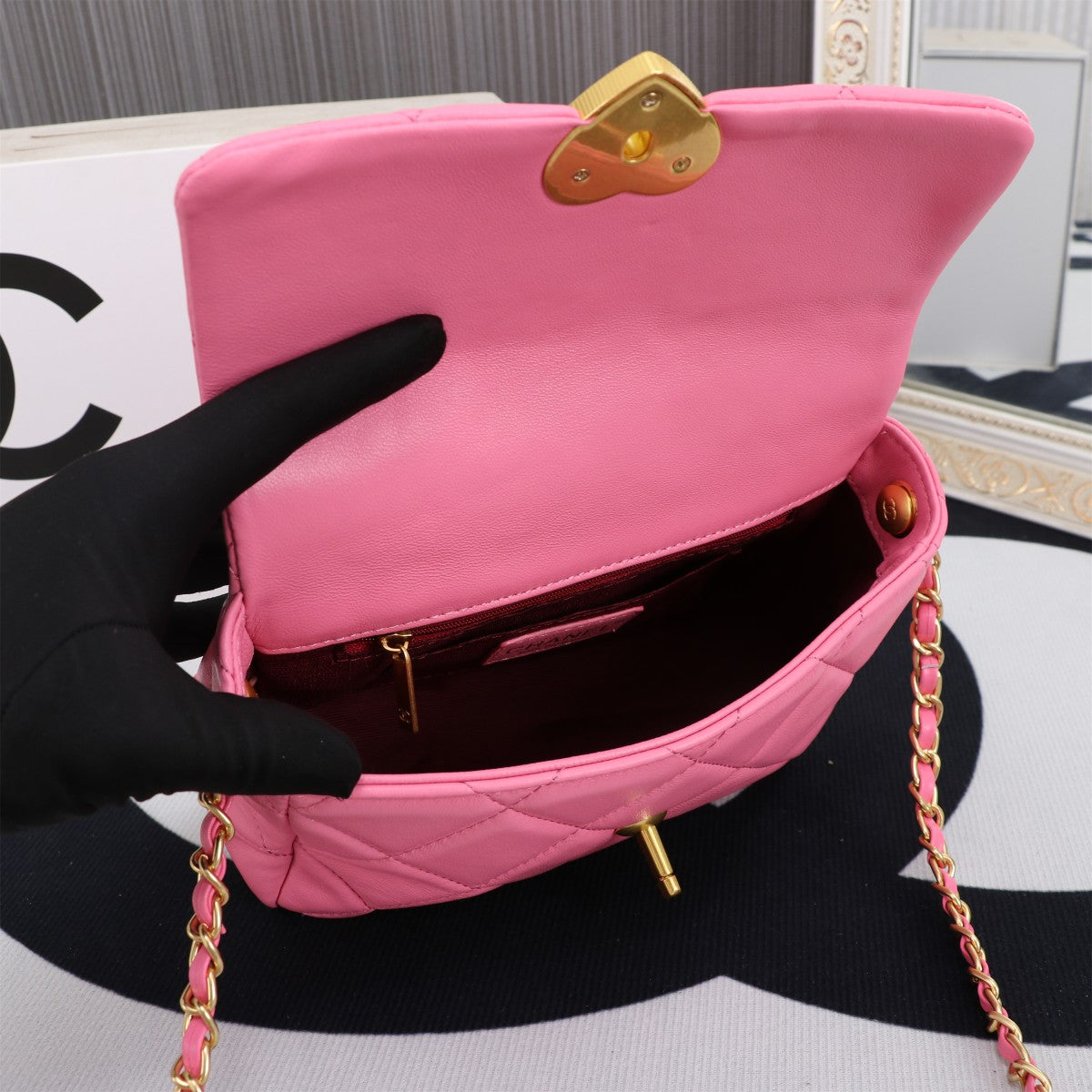 Chic & Stylish Bags