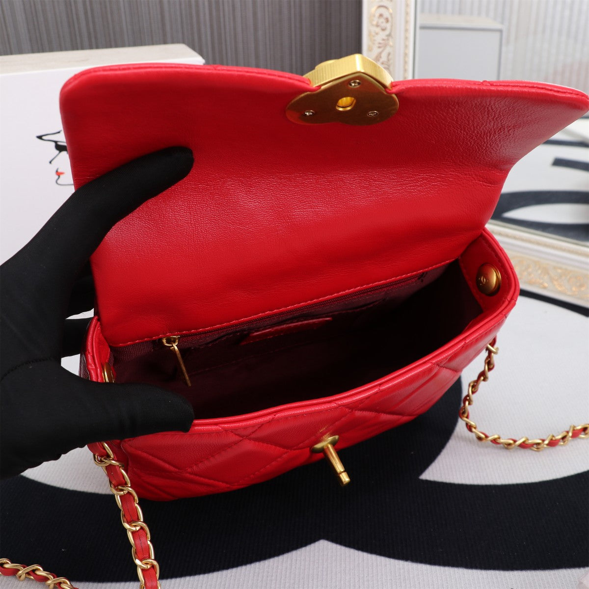 Chic & Stylish Bags