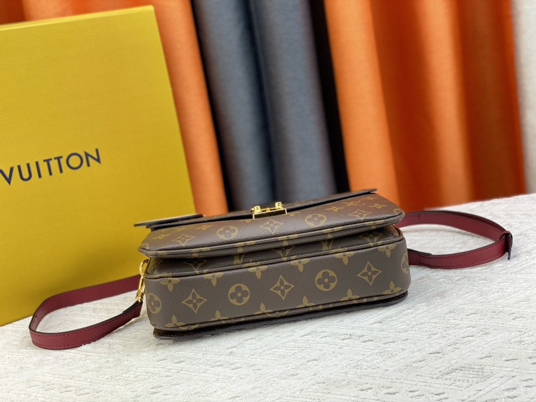 Chic & Stylish Bags