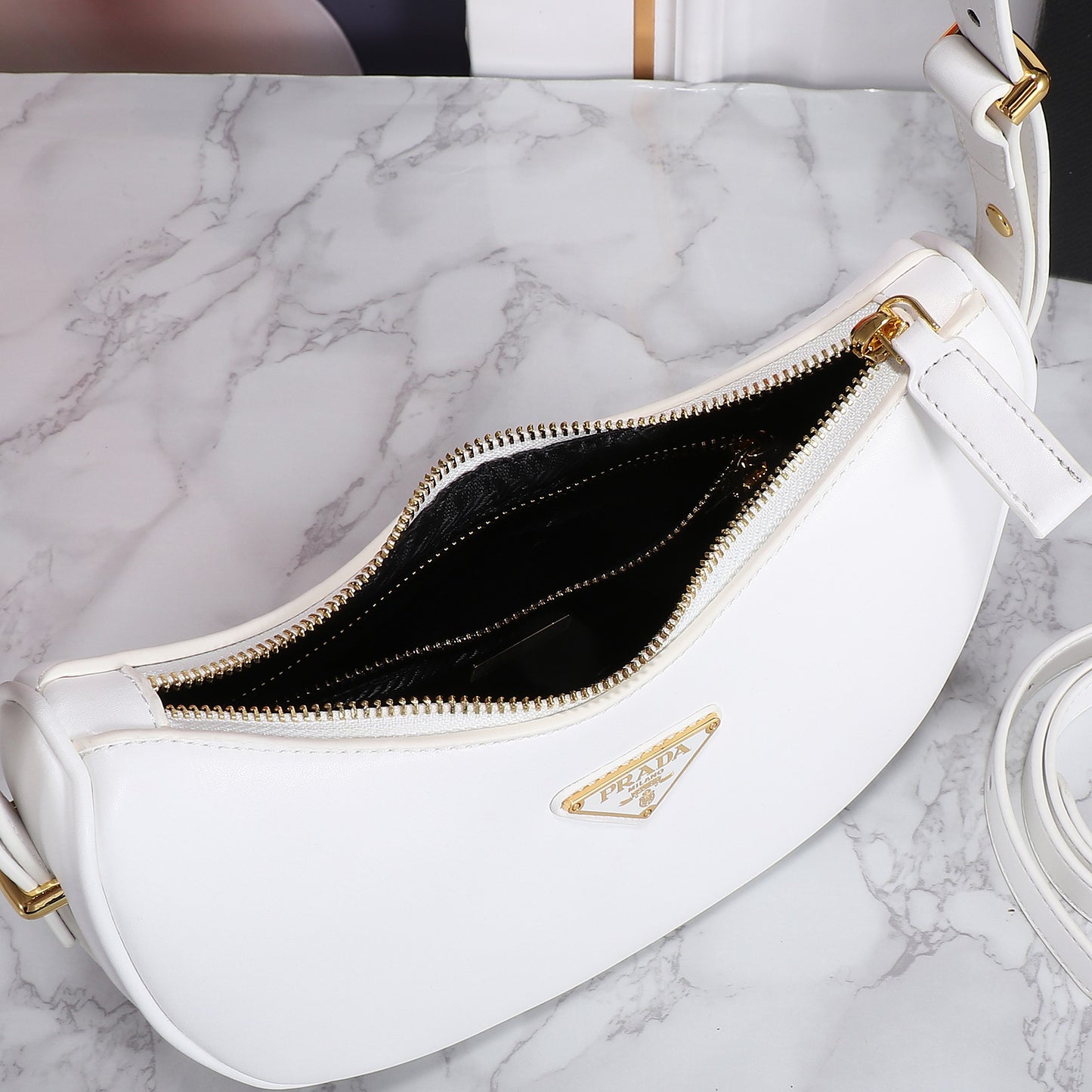 Chic & Stylish Bags