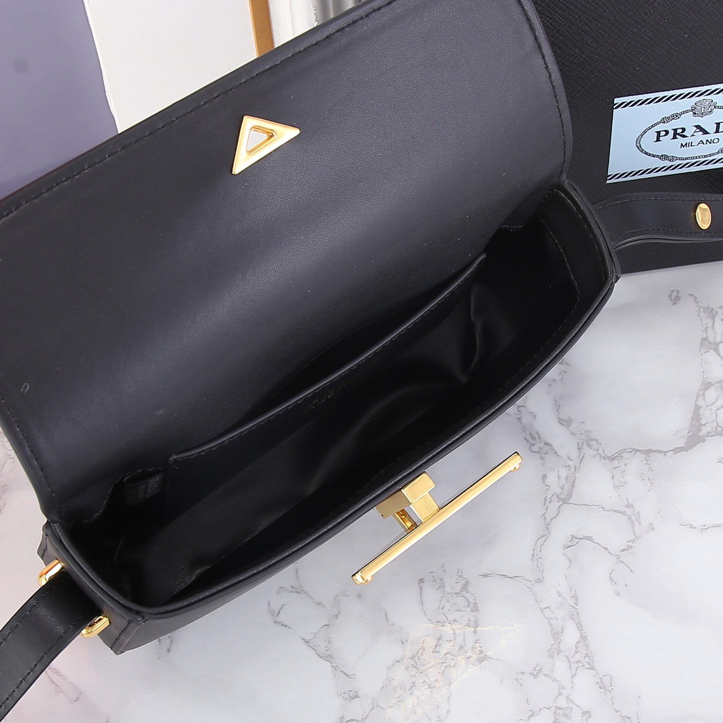 Chic & Stylish Bags