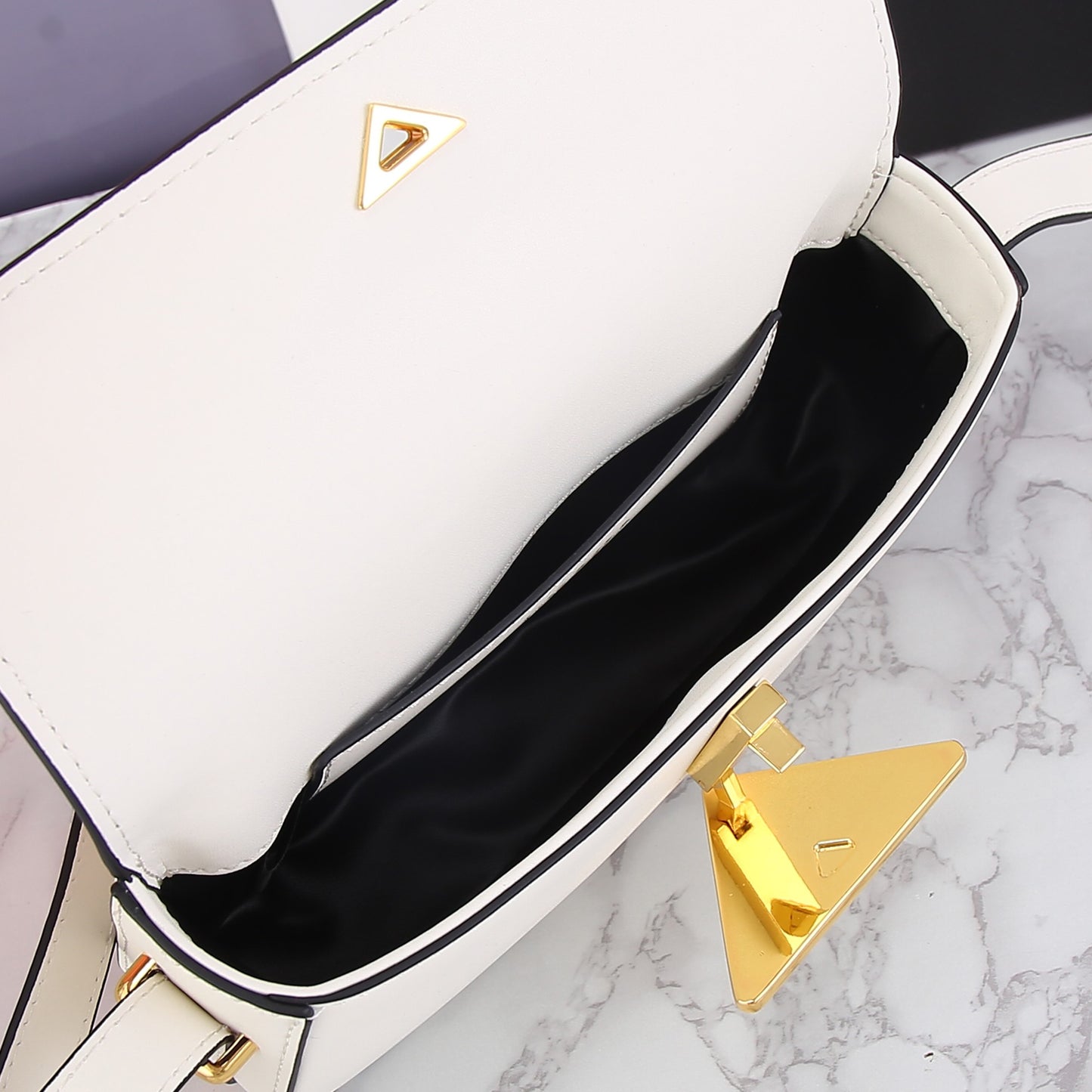 Chic & Stylish Bags