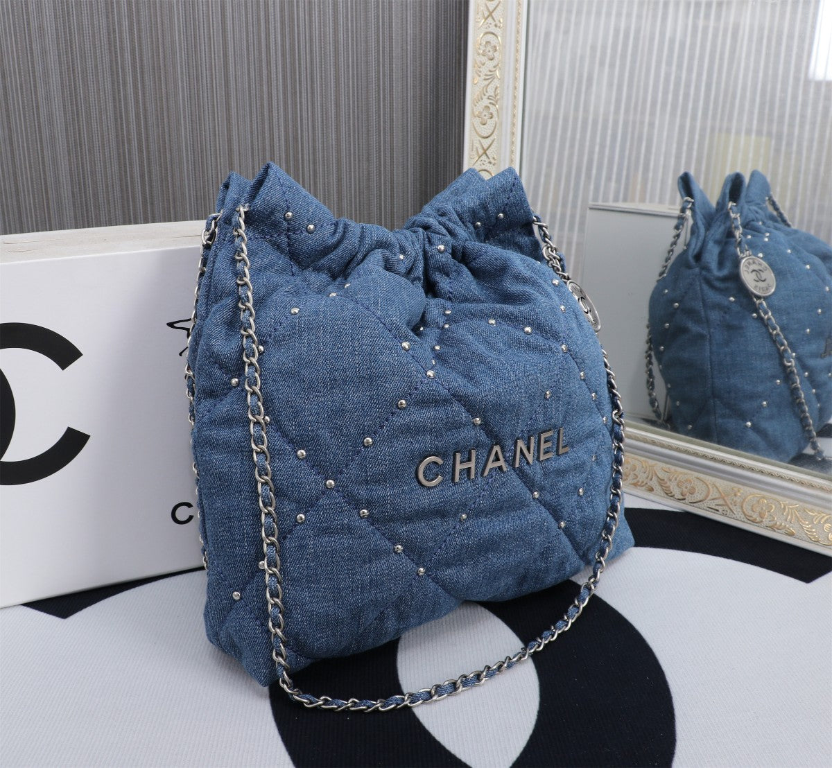Chic & Stylish Bags