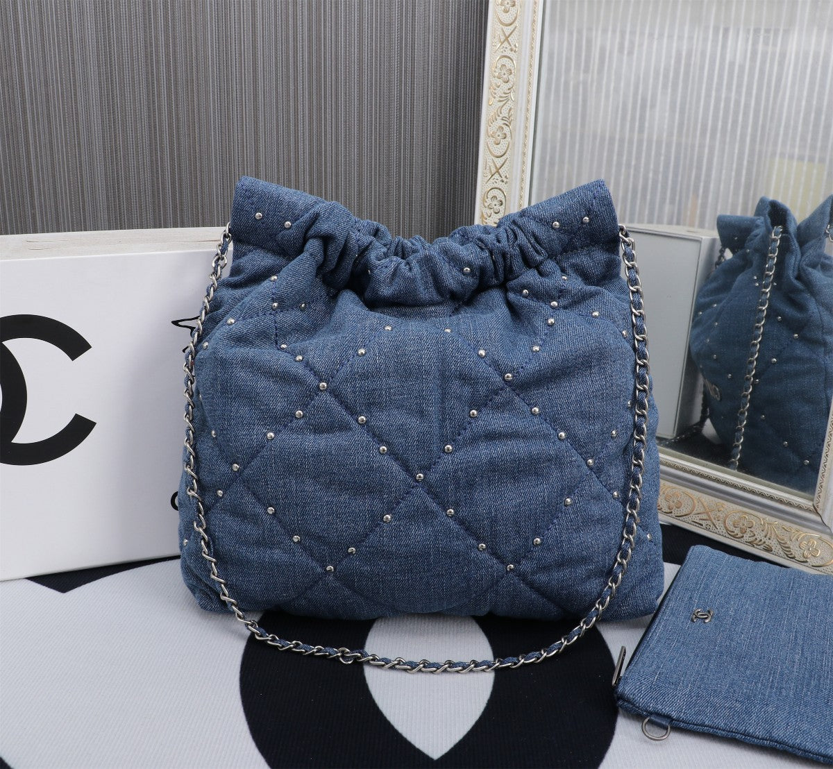 Chic & Stylish Bags