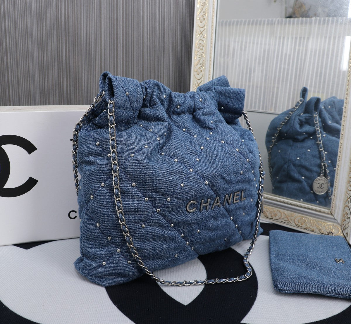 Chic & Stylish Bags