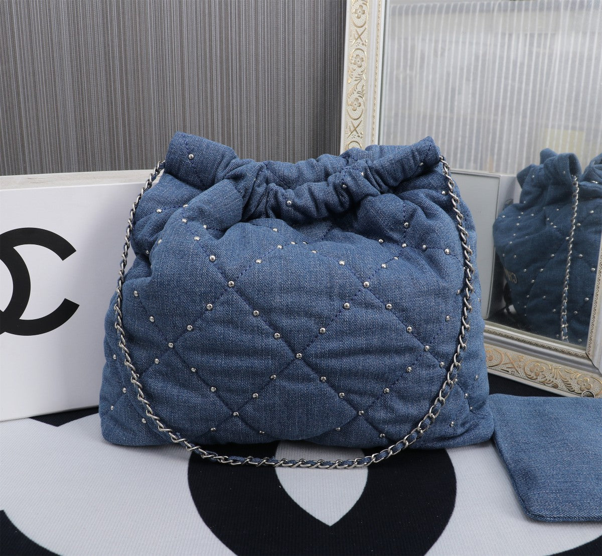 Chic & Stylish Bags