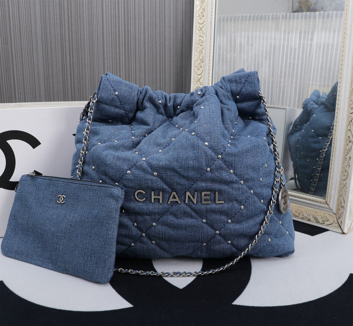 Chic & Stylish Bags