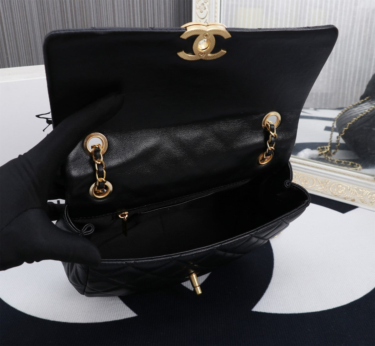 Chic & Stylish Bags