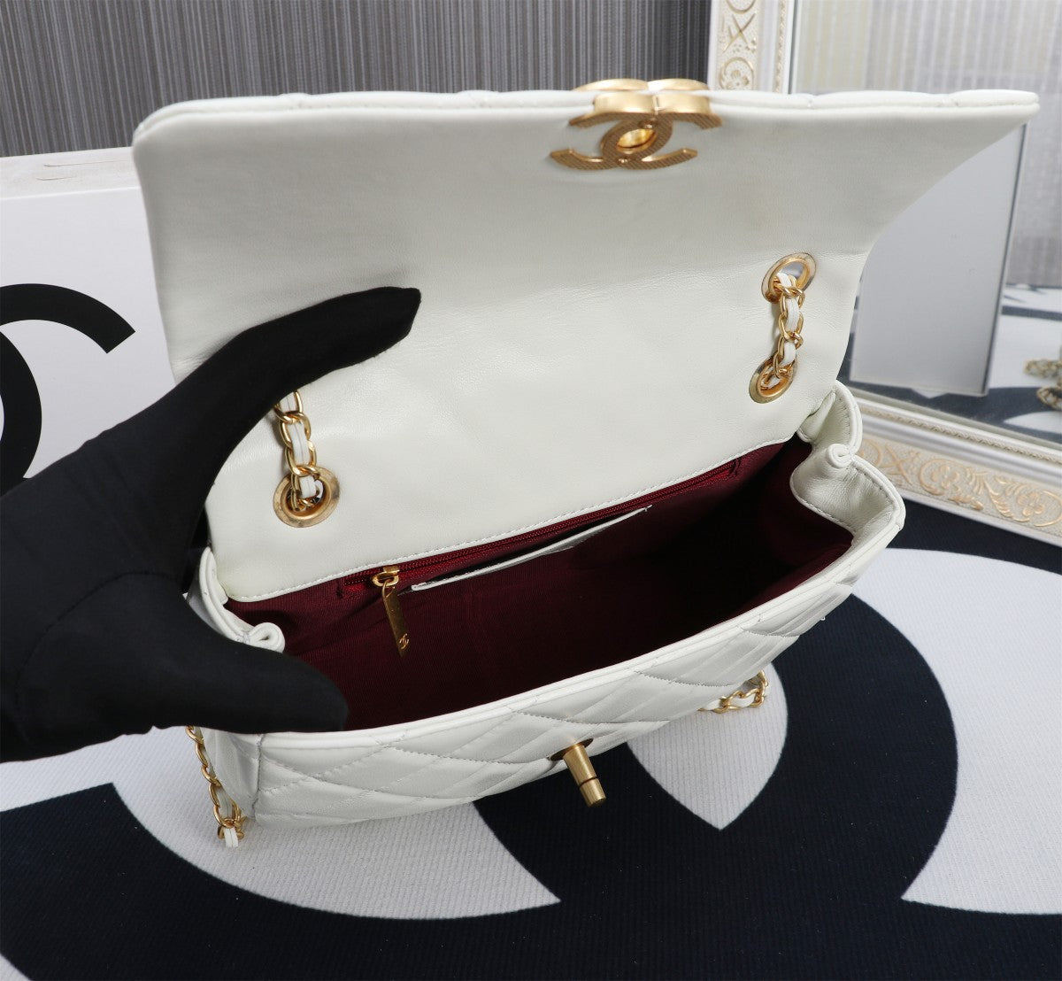 Chic & Stylish Bags