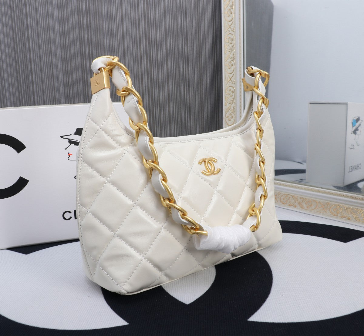 Chic & Stylish Bags