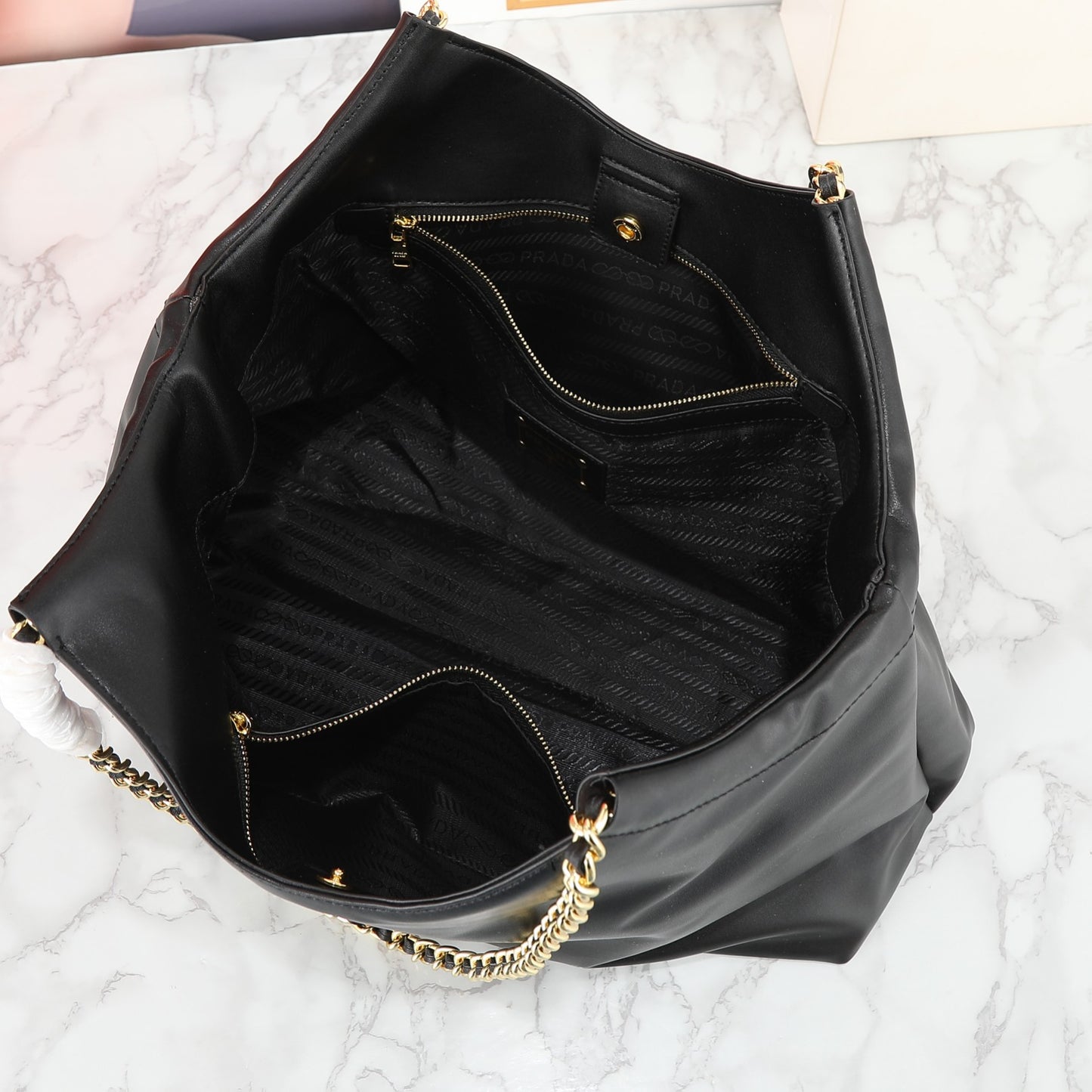 Chic & Stylish Bags